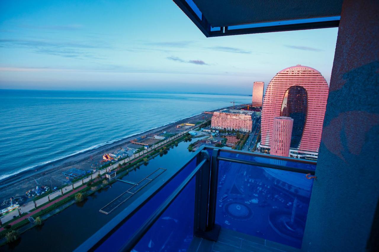Orbi City Luxury Suite Batumi Exterior foto