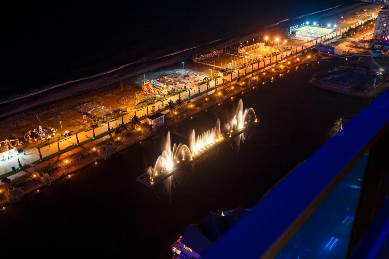 Orbi City Luxury Suite Batumi Exterior foto