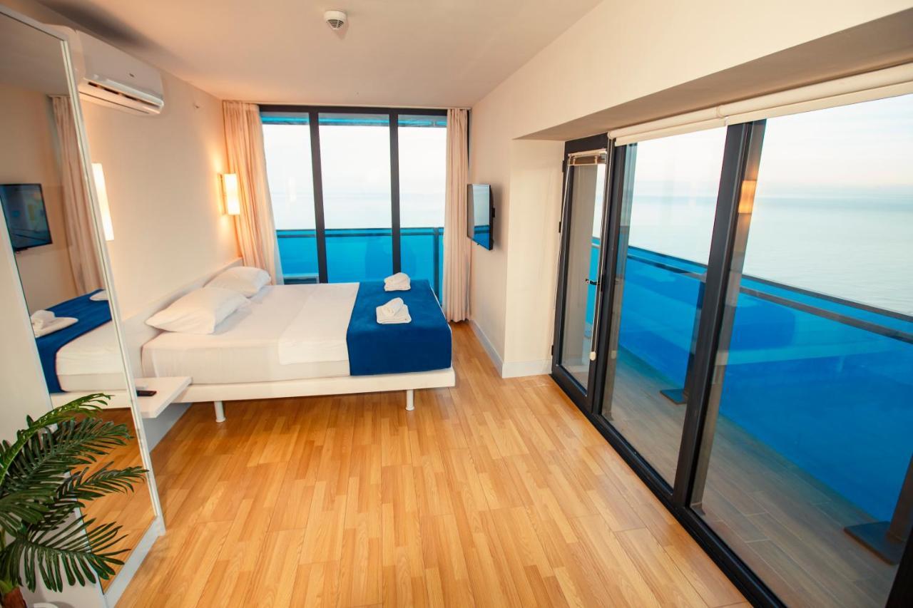 Orbi City Luxury Suite Batumi Exterior foto