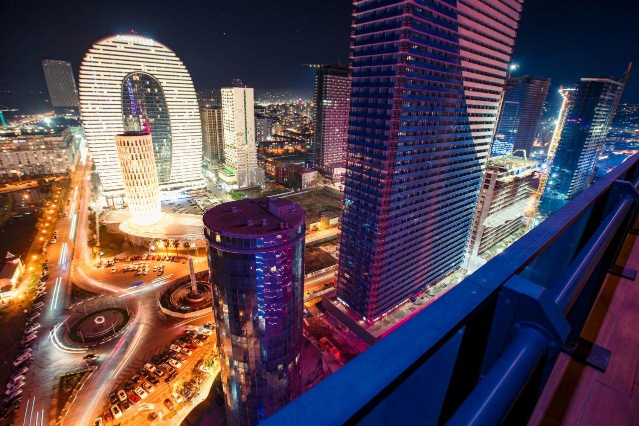 Orbi City Luxury Suite Batumi Exterior foto